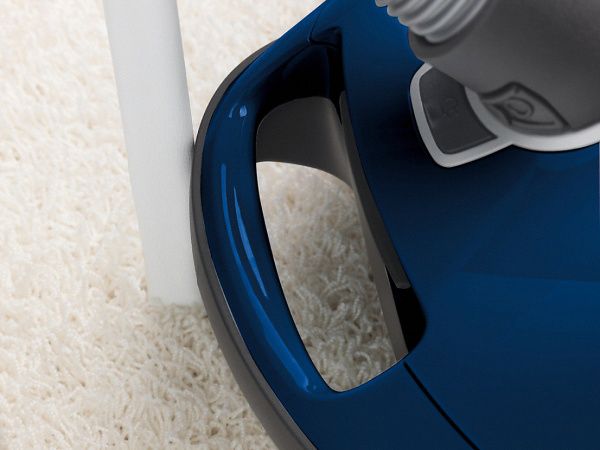 Пылесос Miele Complete C 3 Special SGFA 0 - купить онлайн, цена 81 050 ₽, стоимость доставки по МСК и РФ от 300 рублей, заказать сейчас! Пылесос Miele Complete C 3 Special SGFA 0 - купить за 81 050 ₽ в Москве с доставкой по РФ