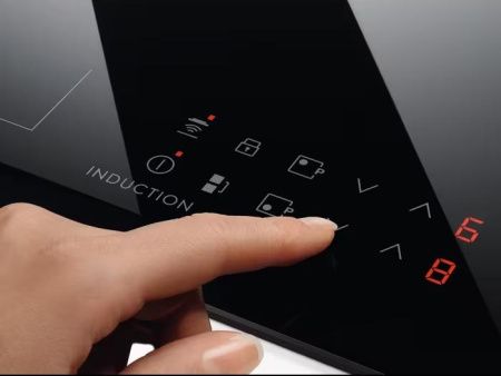 Варочная панель Electrolux LIR60433B купить за 45&nbsp;000 ₽ в Москве с доставкой по РФ