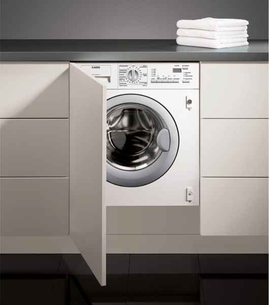 Встраиваемая стирально-сушильная машина AEG L61470WDBI - купить за 49&nbsp;900 ₽ в Москве с доставкой по РФ