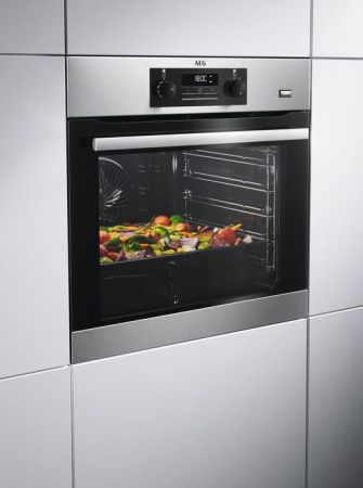 Духовой шкаф Aeg BEB351010M купить за 53&nbsp;458 ₽ в Москве с доставкой по РФ