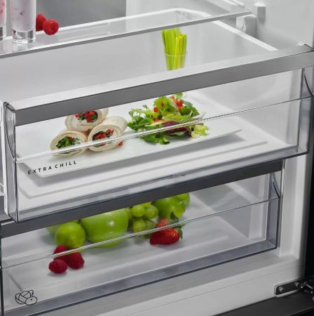 Холодильник AEG RCR632E5MW - купить онлайн, цена 108 140 ₽, стоимость доставки по МСК и РФ от 300 рублей, заказать сейчас! Холодильник AEG RCR632E5MW купить за 108 140 ₽ в Москве с доставкой по РФ