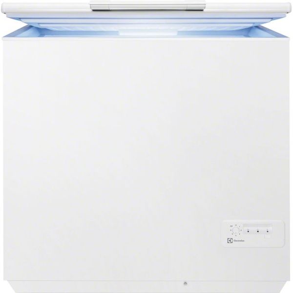 Морозильный ларь Electrolux EC 2800 AOW - купить онлайн, цена 112 300 ₽, стоимость доставки по МСК и РФ от 300 рублей, заказать сейчас! Морозильный ларь Electrolux EC 2800 AOW - купить за 112 300 ₽ в Москве с доставкой по РФ