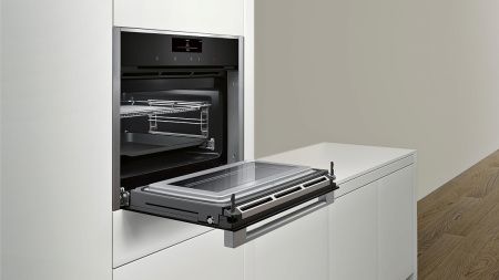 Компактный духовой шкаф Neff C18MT27N0 - купить онлайн, цена 377 200 ₽, стоимость доставки по МСК и РФ от 300 рублей, заказать сейчас! Компактный духовой шкаф Neff C18MT27N0 купить за 377 200 ₽ в Москве с доставкой по РФ
