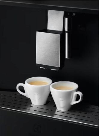 Встраиваемая кофемашина Electrolux EBC85X - купить онлайн, цена 323 240 ₽, стоимость доставки по МСК и РФ от 300 рублей, заказать сейчас! Встраиваемая кофемашина Electrolux EBC85X купить за 323 240 ₽ в Москве с доставкой по РФ