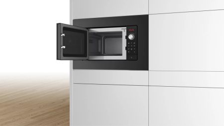 Встраиваемая микроволновая печь Bosch BFL623MC3 купить за 70&nbsp;000.80 ₽ в Москве с доставкой по РФ