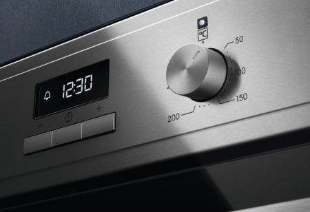 Духовой шкаф Electrolux EOF3H50BX - купить онлайн, цена 40 600 ₽, стоимость доставки по МСК и РФ от 300 рублей, заказать сейчас! Духовой шкаф Electrolux EOF3H50BX купить за 40 600 ₽ в Москве с доставкой по РФ