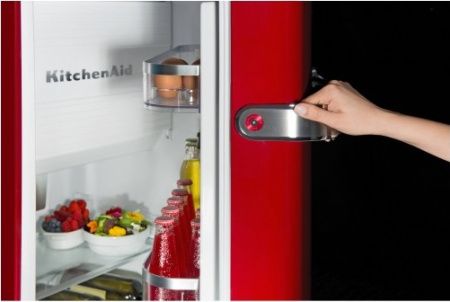 Холодильник KitchenAid KCFME 60150R - купить онлайн, цена 499 999 ₽, стоимость доставки по МСК и РФ от 300 рублей, заказать сейчас! Холодильник KitchenAid KCFME 60150R купить за 499 999 ₽ в Москве с доставкой по РФ