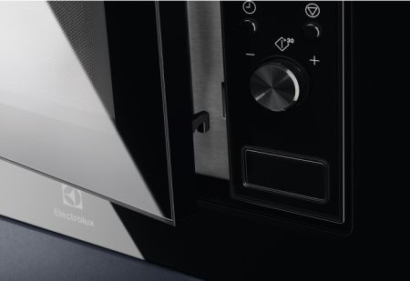 Встраиваемая микроволновая печь Electrolux LMS2203EMX купить за 34&nbsp;680 ₽ в Москве с доставкой по РФ