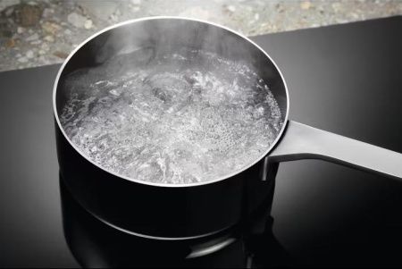 Варочная панель Electrolux LIR60433B купить за 45&nbsp;000 ₽ в Москве с доставкой по РФ