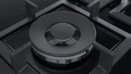 Газовая варочная панель Bosch PPQ7A6B20 купить за 62&nbsp;710.45 ₽ в Москве с доставкой по РФ