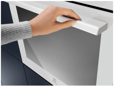 Духовой шкаф Electrolux EOF5F50BV купить за 57&nbsp;910 ₽ в Москве с доставкой по РФ