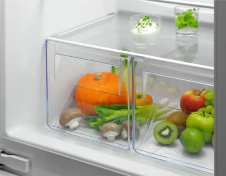 Встраиваемый холодильник Electrolux LNT2LF18S - купить онлайн, цена 84 580 ₽, стоимость доставки по МСК и РФ от 300 рублей, заказать сейчас! Встраиваемый холодильник Electrolux LNT2LF18S купить за 84 580 ₽ в Москве с доставкой по РФ