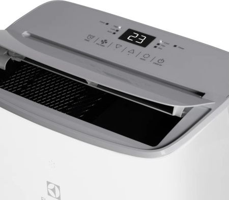 Мобильный кондиционер Electrolux EACM-12 CLN/N6 купить за 34&nbsp;249 ₽ в Москве с доставкой по РФ