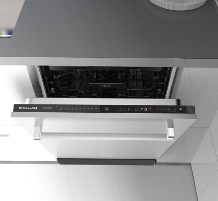 Встраиваемая посудомоечная машина KitchenAid KDSCM 82142 купить за 150&nbsp;000 ₽ в Москве с доставкой по РФ
