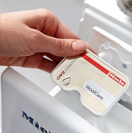 Стиральная машина Miele WMR 561 WPS WhiteEdition купить за 325&nbsp;800 ₽ в Москве с доставкой по РФ