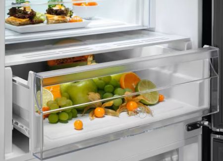 Холодильник Electrolux LNT5ME32U1 - купить онлайн, цена 92 000 ₽, стоимость доставки по МСК и РФ от 300 рублей, заказать сейчас! Холодильник Electrolux LNT5ME32U1 купить за 92 000 ₽ в Москве с доставкой по РФ