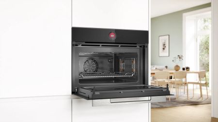 Компактный духовой шкаф Bosch CMG7241B1 купить за 135&nbsp;000.29 ₽ в Москве с доставкой по РФ