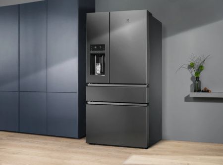 Холодильник Electrolux LLI9VF54X0 - купить онлайн, цена 419 990 ₽, стоимость доставки по МСК и РФ от 300 рублей, заказать сейчас! Холодильник Electrolux LLI9VF54X0 купить за 419 990 ₽ в Москве с доставкой по РФ