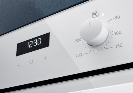 Духовой шкаф Electrolux EOF5C50BV купить за 69&nbsp;440 ₽ в Москве с доставкой по РФ