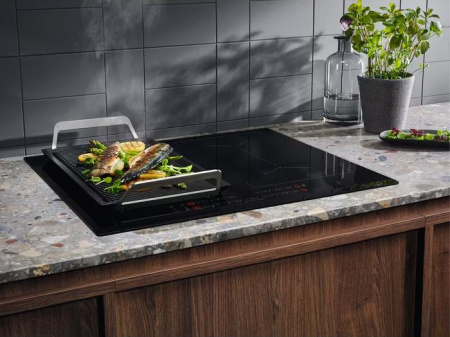 Варочная панель Electrolux CIV644 купить за 63&nbsp;530 ₽ в Москве с доставкой по РФ