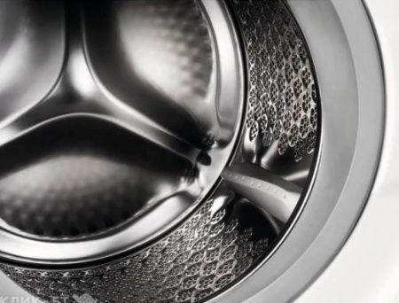 Встраиваемая cтирально-сушильная машина AEG L8WBE68SI купить за 104&nbsp;900 ₽ в Москве с доставкой по РФ