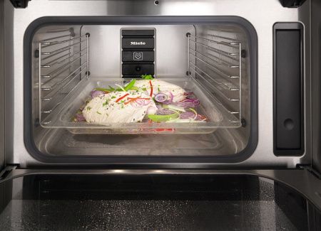 Пароварка с СВЧ Miele DGM 6401 HVBR купить за 429&nbsp;150 ₽ в Москве с доставкой по РФ