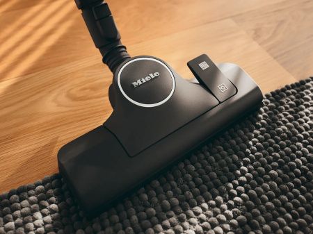 Пылесос Miele SGDA3 Complete C3 125 Edition белый лотос купить за 39&nbsp;100 ₽ в Москве с доставкой по РФ