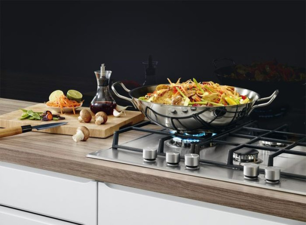Варочная панель Electrolux EGH 97353 SX - купить за 95&nbsp;300 ₽ в Москве с доставкой по РФ