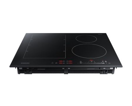 Индукционная варочная поверхность Samsung NZ64K7757BK/WT купить за 39&nbsp;999 ₽ в Москве с доставкой по РФ
