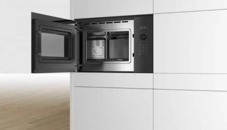 Встраиваемая микроволновая печь BOSCH BFL554MB0 купить за 50&nbsp;760.40 ₽ в Москве с доставкой по РФ