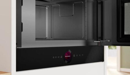 Встраиваемая микроволновая печь Bosch BFR7221B1 купить за 106&nbsp;880.48 ₽ в Москве с доставкой по РФ