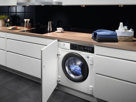 Встраиваемая стиральная машина Electrolux EW7F3R48SI купить за 275&nbsp;000 ₽ в Москве с доставкой по РФ