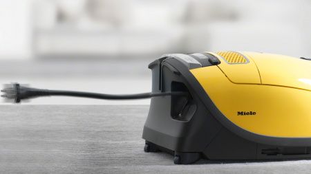 Пылесос Miele SGFA 0 Complete C 3 HEPA купить за 80&nbsp;700 ₽ в Москве с доставкой по РФ