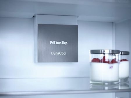 Встраиваемый холодильник Miele KFN 7744 D купить за 292&nbsp;500 ₽ в Москве с доставкой по РФ