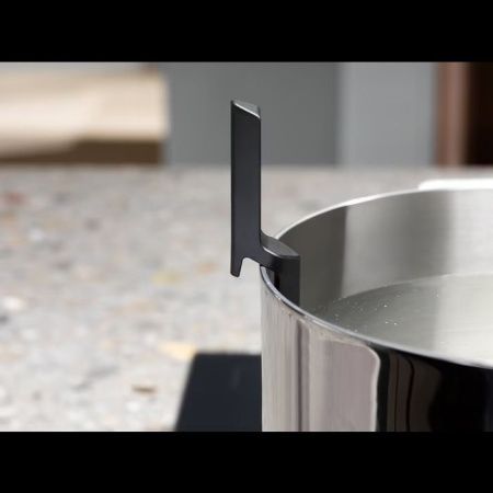 Варочная панель Electrolux EIS 6648 - купить онлайн, цена 126 940 ₽, стоимость доставки по МСК и РФ от 300 рублей, заказать сейчас! Варочная панель Electrolux EIS 6648 купить за 126 940 ₽ в Москве с доставкой по РФ