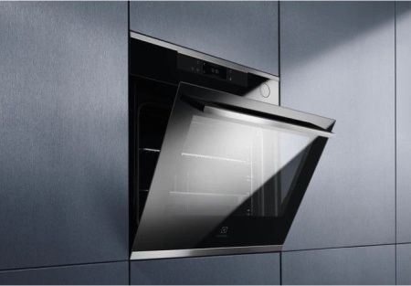 Духовой шкаф Electrolux OKC8P39WX - купить онлайн, цена 107 730 ₽, стоимость доставки по МСК и РФ от 300 рублей, заказать сейчас! Духовой шкаф Electrolux OKC8P39WX купить за 107 730 ₽ в Москве с доставкой по РФ