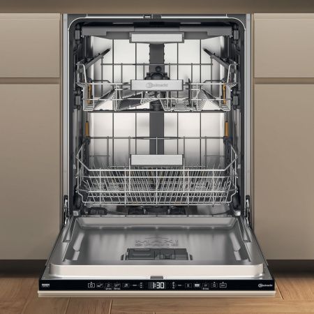 Посудомоечная машина Bauknecht B7I HT58 TC купить за 45&nbsp;000 ₽ в Москве с доставкой по РФ