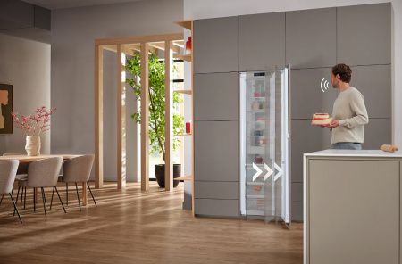 Встраиваемый холодильник Miele K 7797 C R купить за 422&nbsp;500 ₽ в Москве с доставкой по РФ