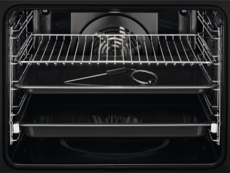 Духовой шкаф Electrolux OKE6P77WX - купить онлайн, цена 63 030 ₽, стоимость доставки по МСК и РФ от 300 рублей, заказать сейчас! Духовой шкаф Electrolux OKE6P77WX купить за 63 030 ₽ в Москве с доставкой по РФ