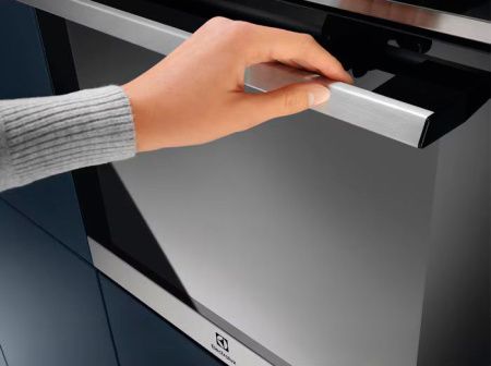 Духовой шкаф Electrolux EOA9S31CX купить за 204&nbsp;280 ₽ в Москве с доставкой по РФ