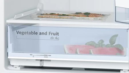 Двухкамерный холодильник Bosch KGN39VP15R - купить онлайн, цена 79 999 ₽, стоимость доставки по МСК и РФ от 300 рублей, заказать сейчас! Двухкамерный холодильник Bosch KGN39VP15R купить за 79 999 ₽ в Москве с доставкой по РФ