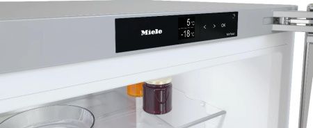 Холодильник Miele KFN 4795 AD CleanSteel - купить онлайн, цена 247 000 ₽, стоимость доставки по МСК и РФ от 300 рублей, заказать сейчас! Холодильник Miele KFN 4795 AD CleanSteel купить за 247 000 ₽ в Москве с доставкой по РФ